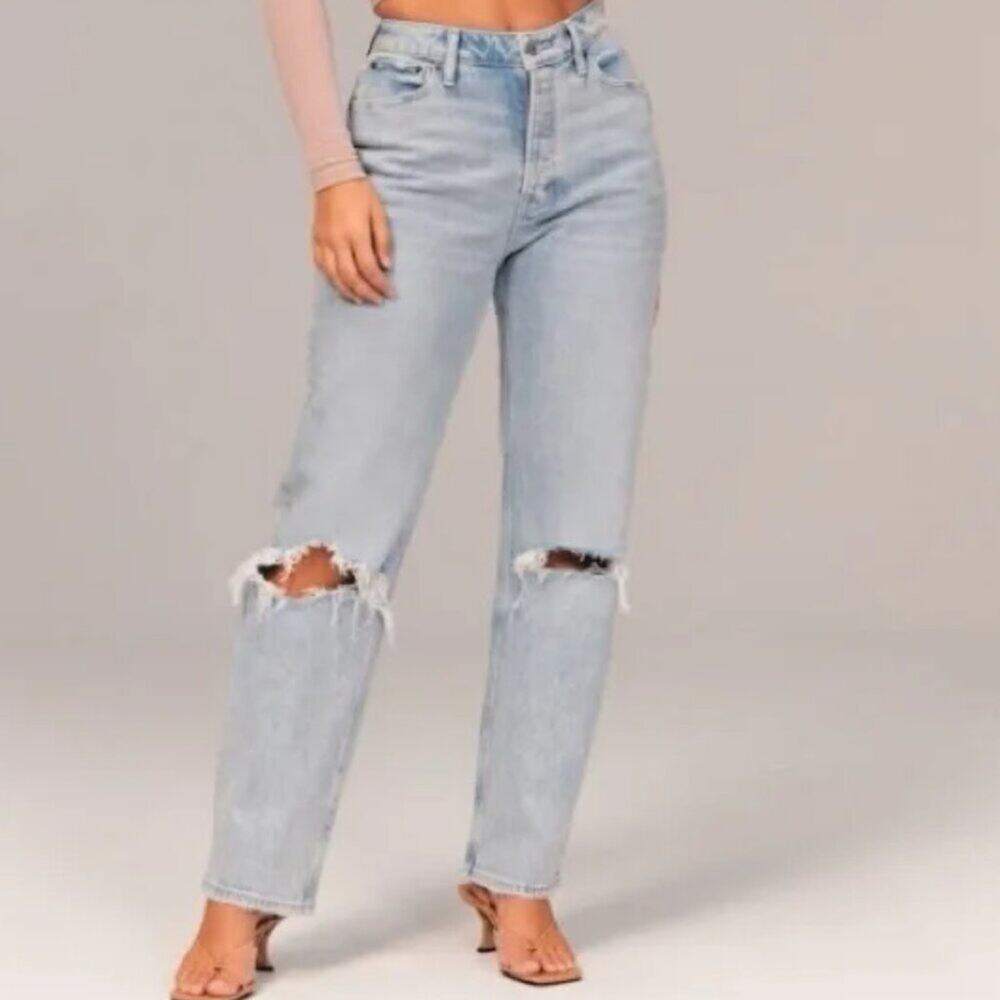 Abercrombie & Fitch Jeans Size 30/10s The Dad High Rise Distressed Denim Jean